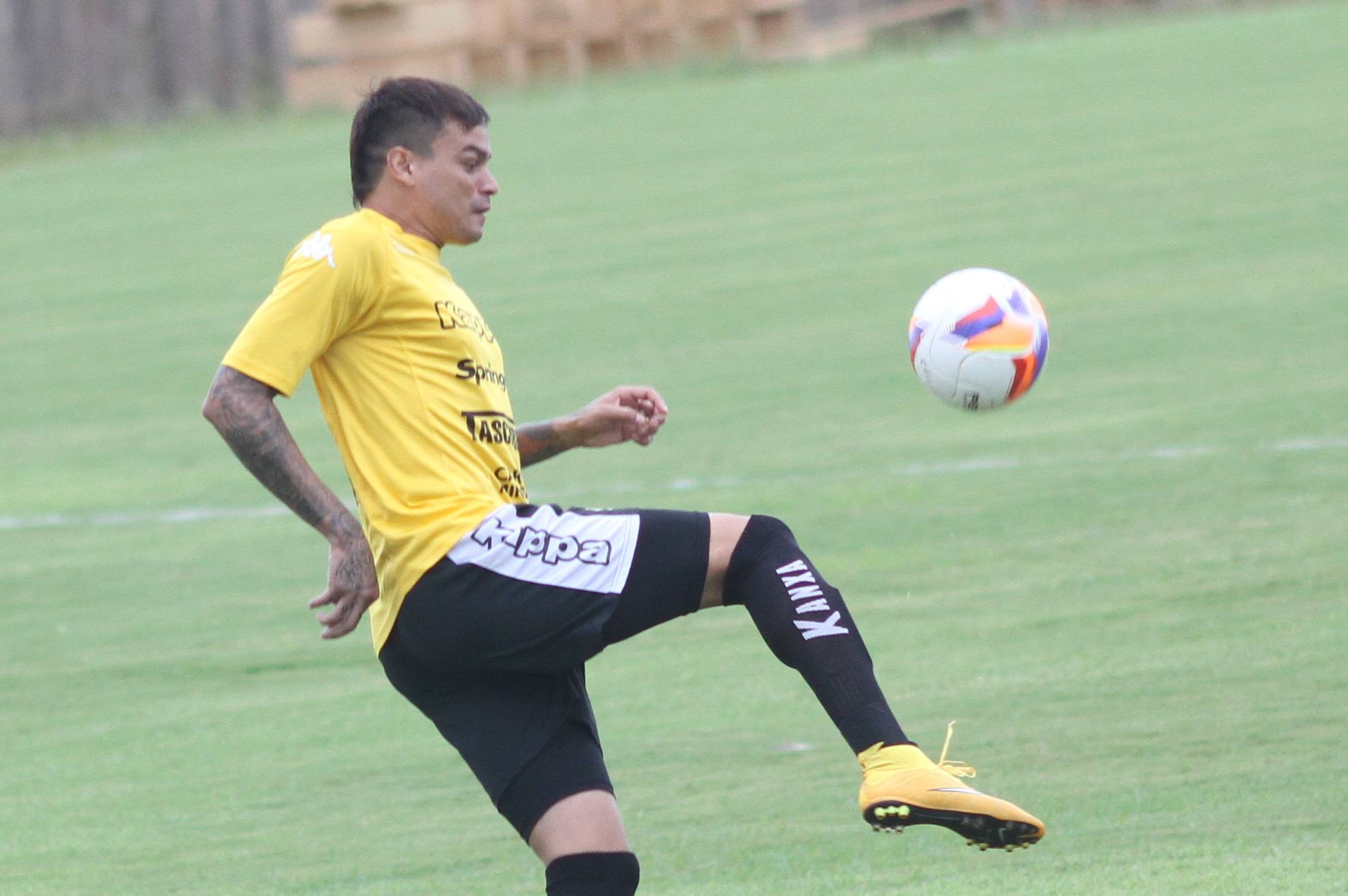 Tigre encara a Chapecoense