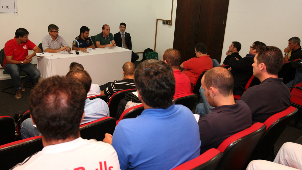 Tigre presente em encontro de Futebol de Base