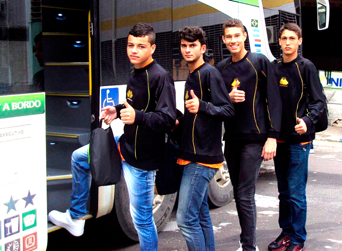 Sub-17 viaja para o jogo contra o Grêmio