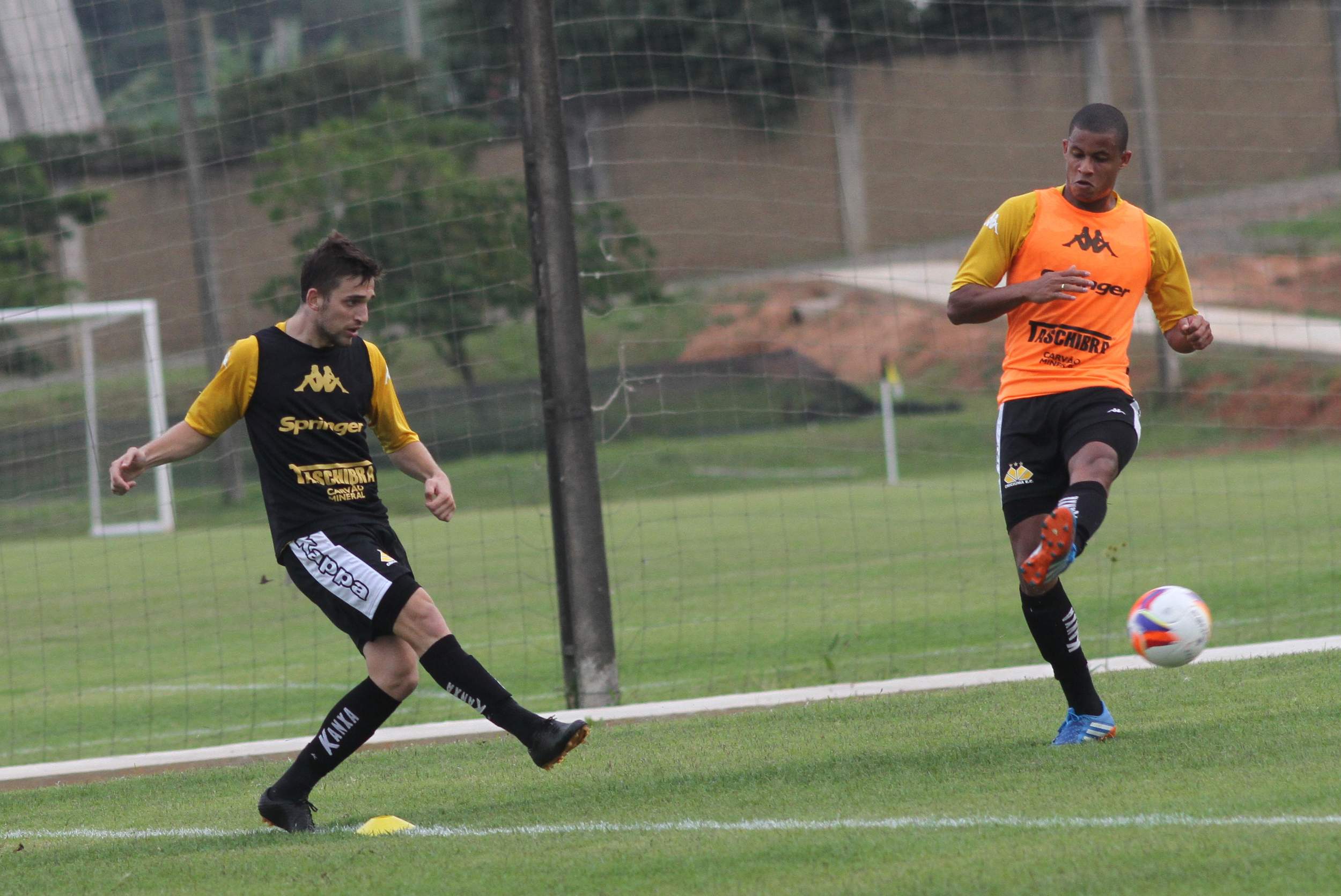 No CT, Tigre realiza treino técnico tático