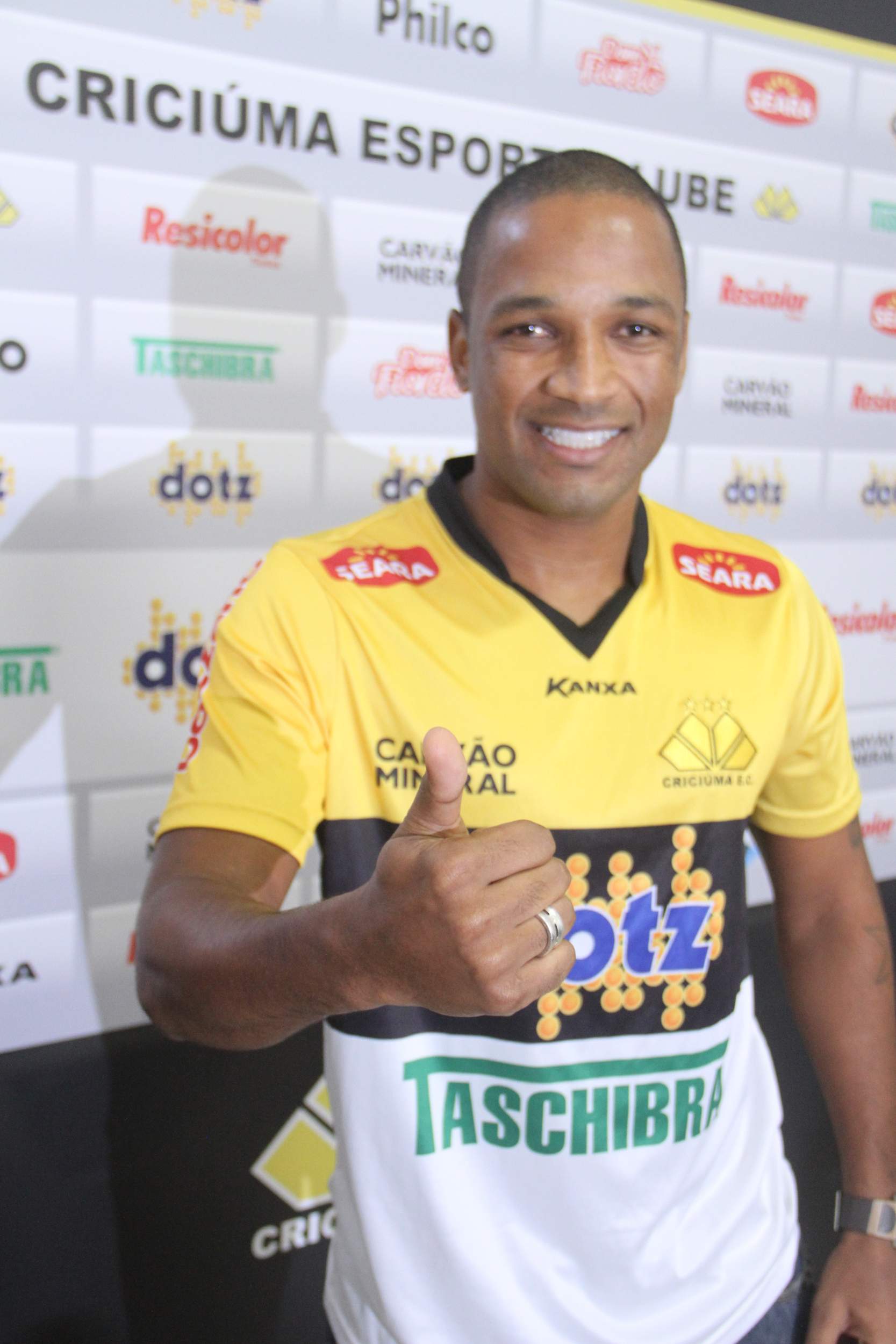 Rodrigo Silva reforça ataque do Tigre