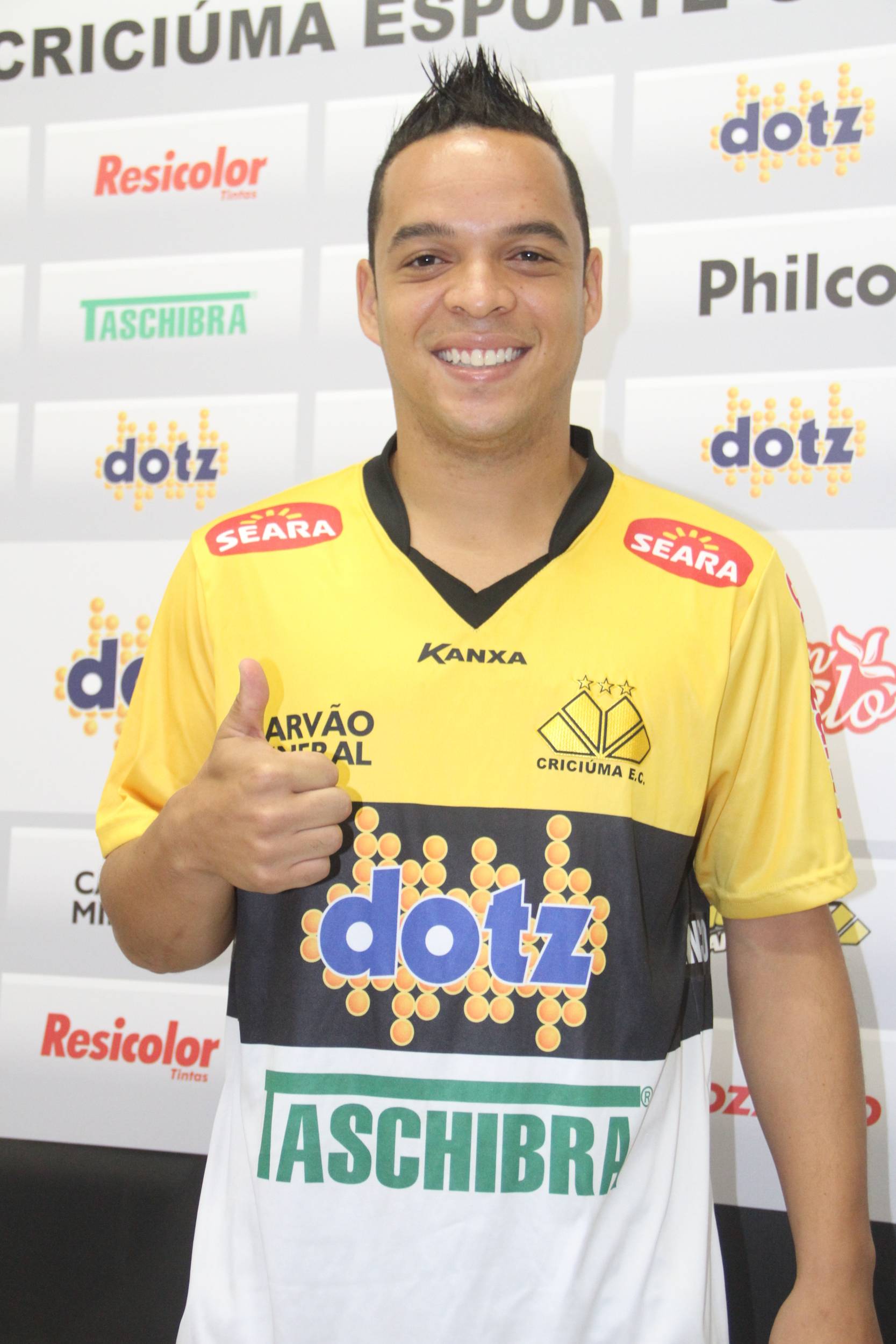 Lulinha motivado em atuar no Tigre