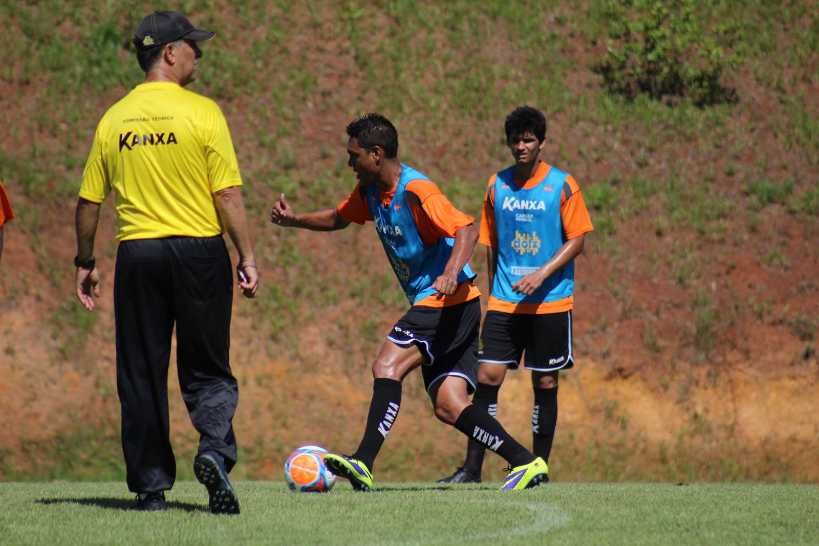 Tigre treina forte no CT