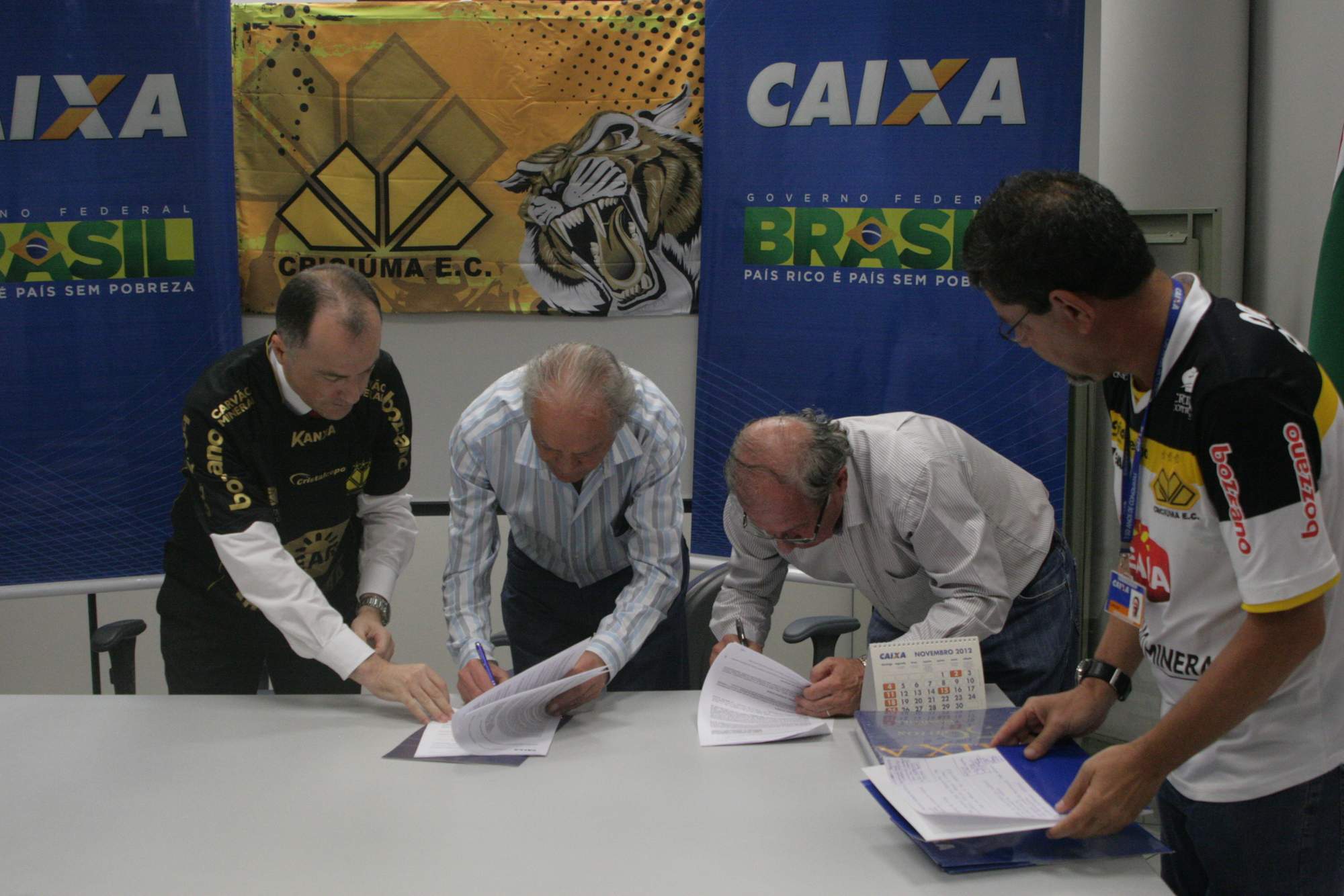 Tigre dá passo importante