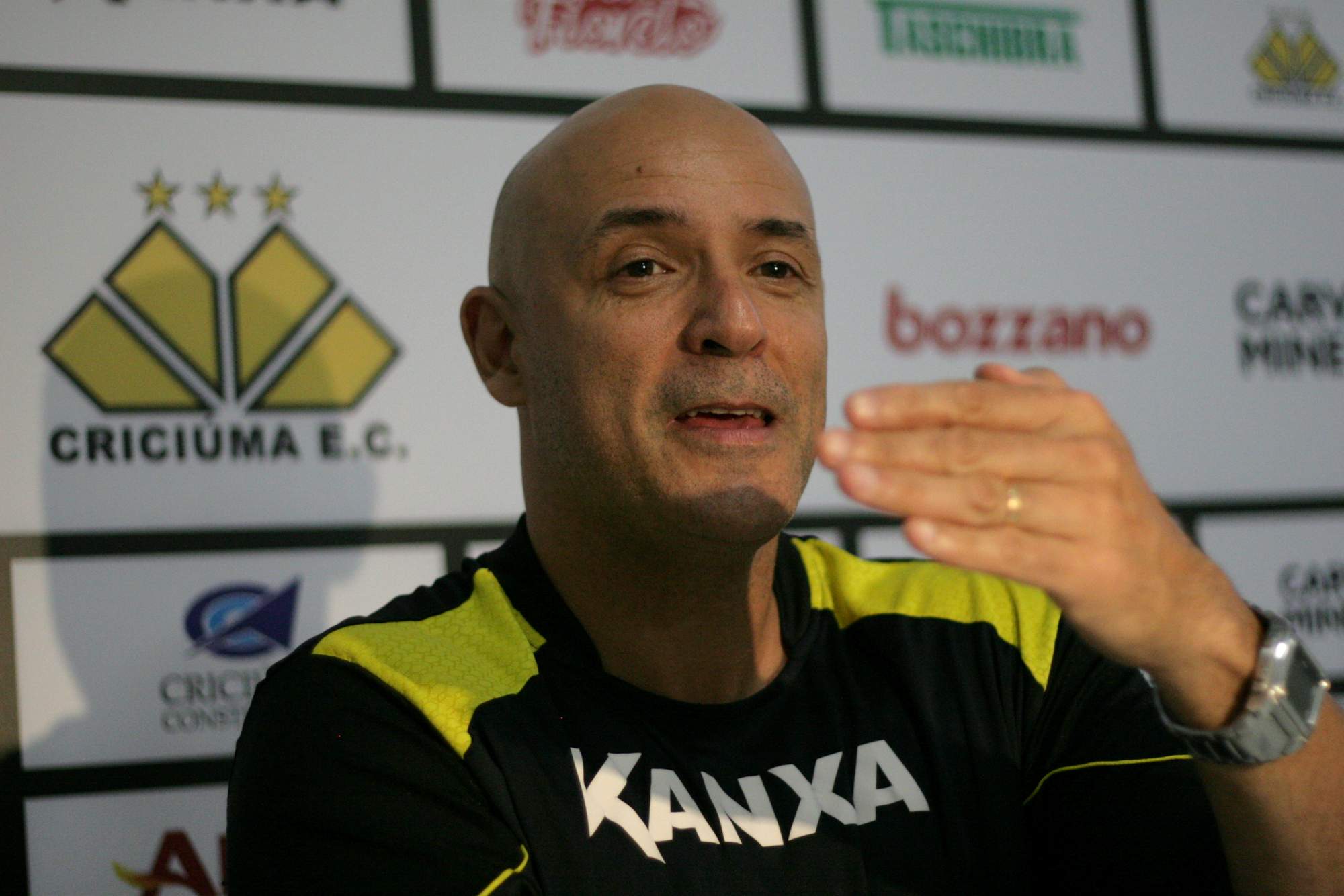 Entrevista coletiva Márcio Corrêa