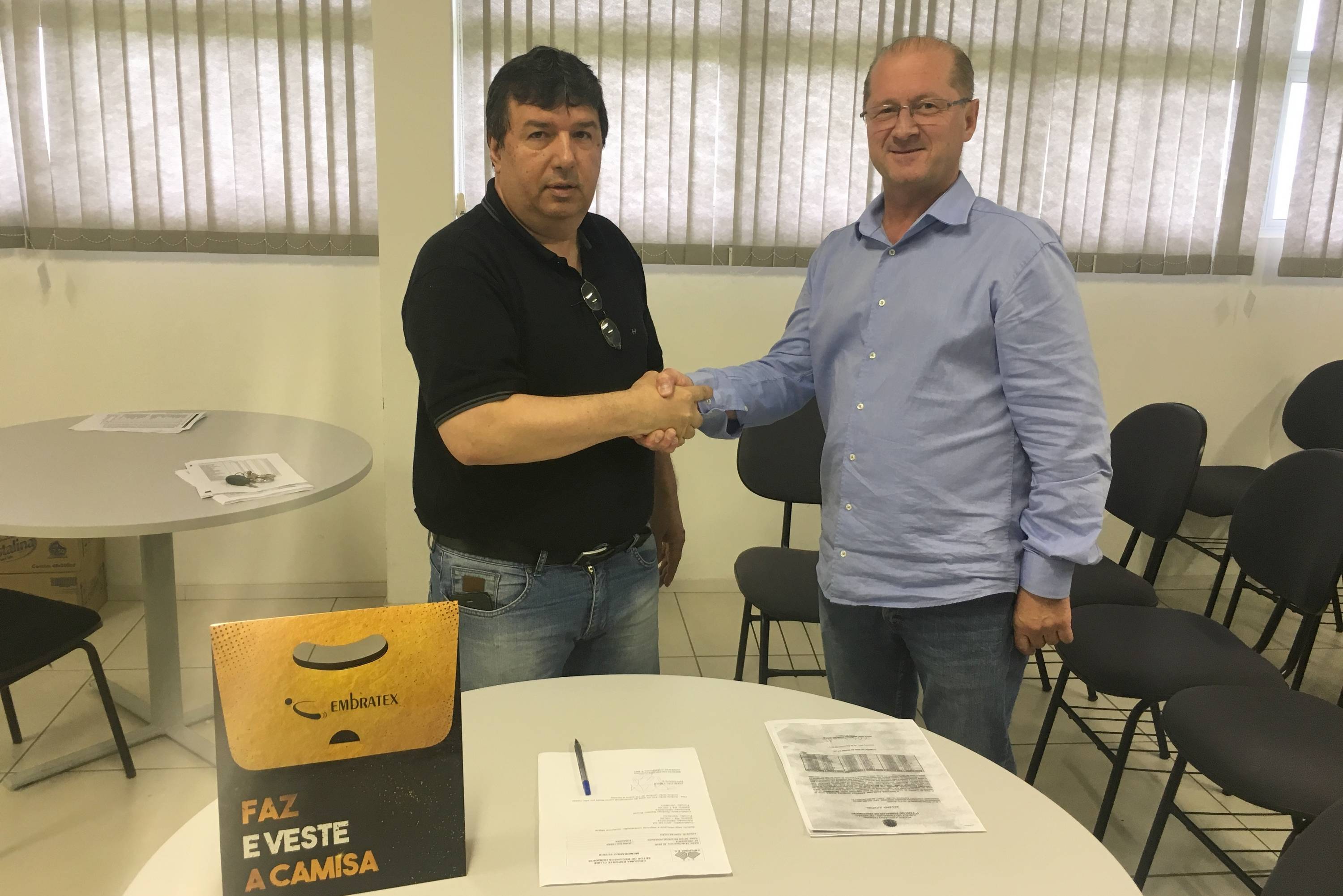 Assinatura de contrato Criciúma e Embratex - 06/03