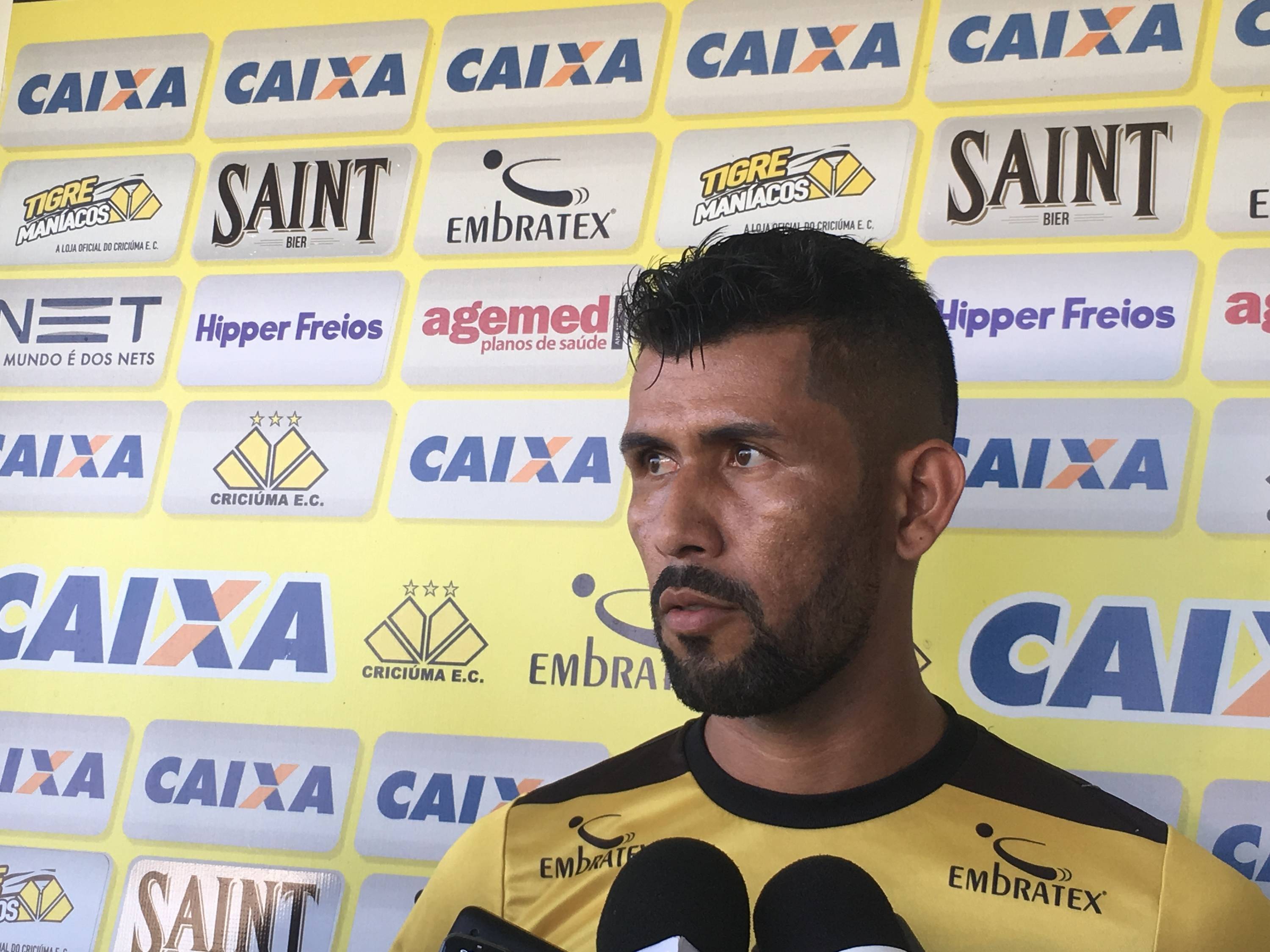 Entrevista coletiva Marlon 11/04