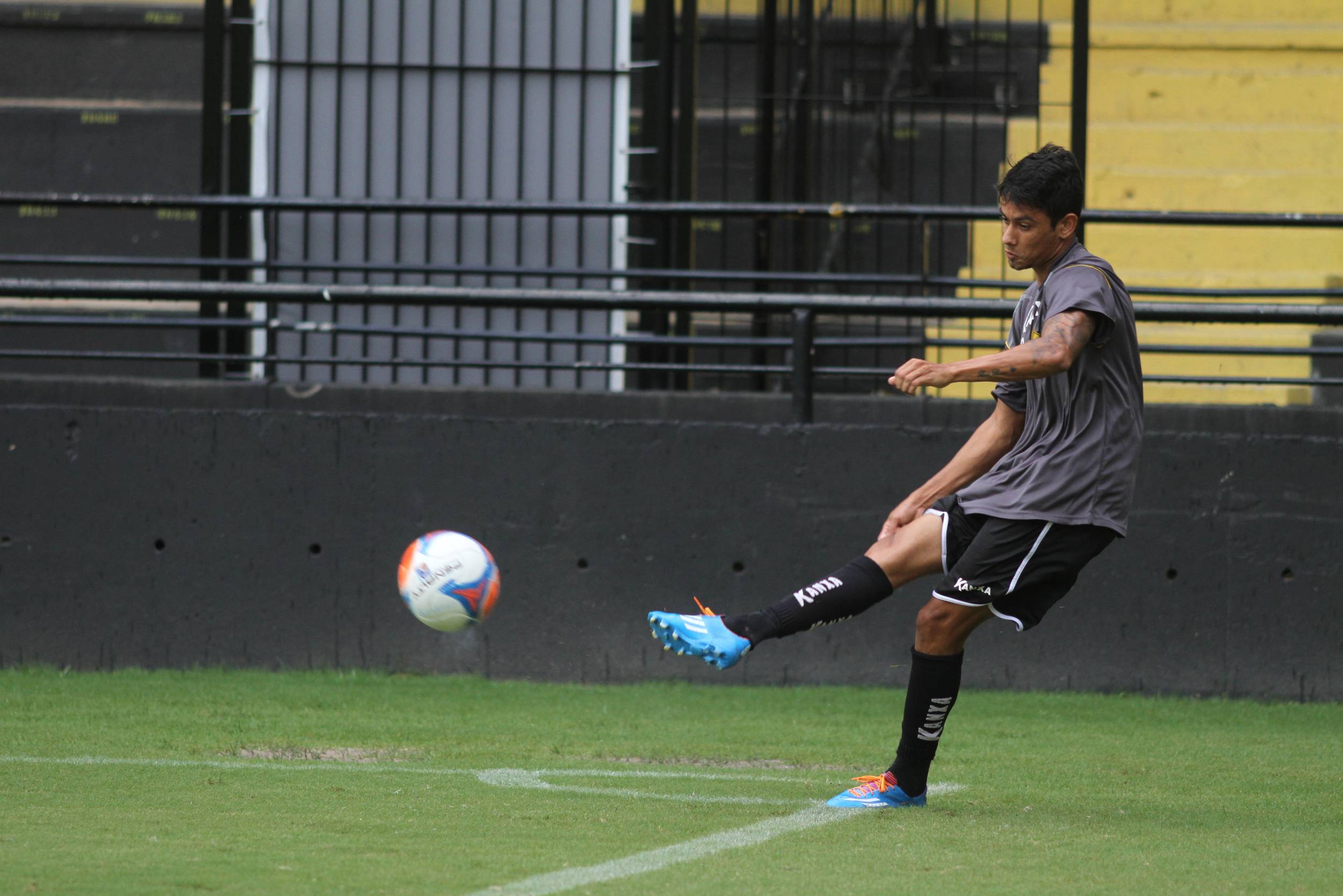 Criciúma recebe o Metropolitano