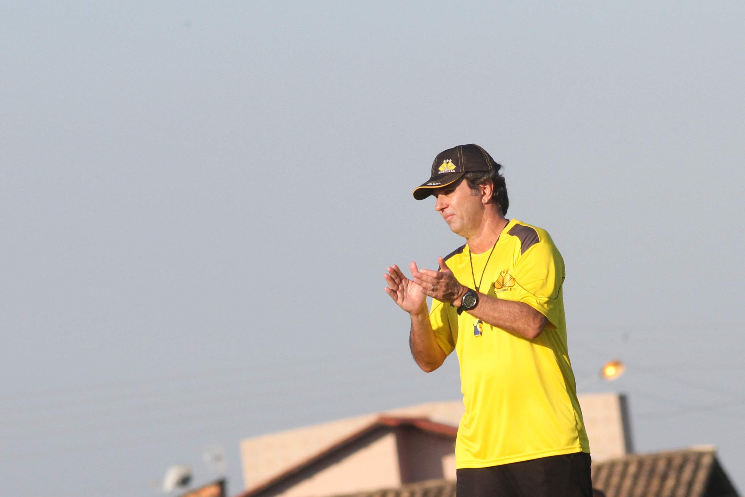 Criciúma volta a encarar o Metropolitano