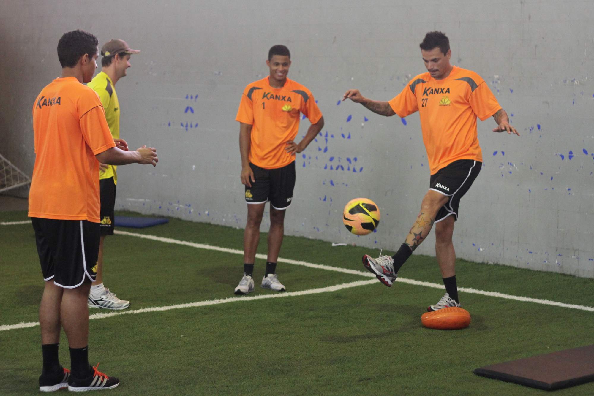 Tigre faz treino preventivo